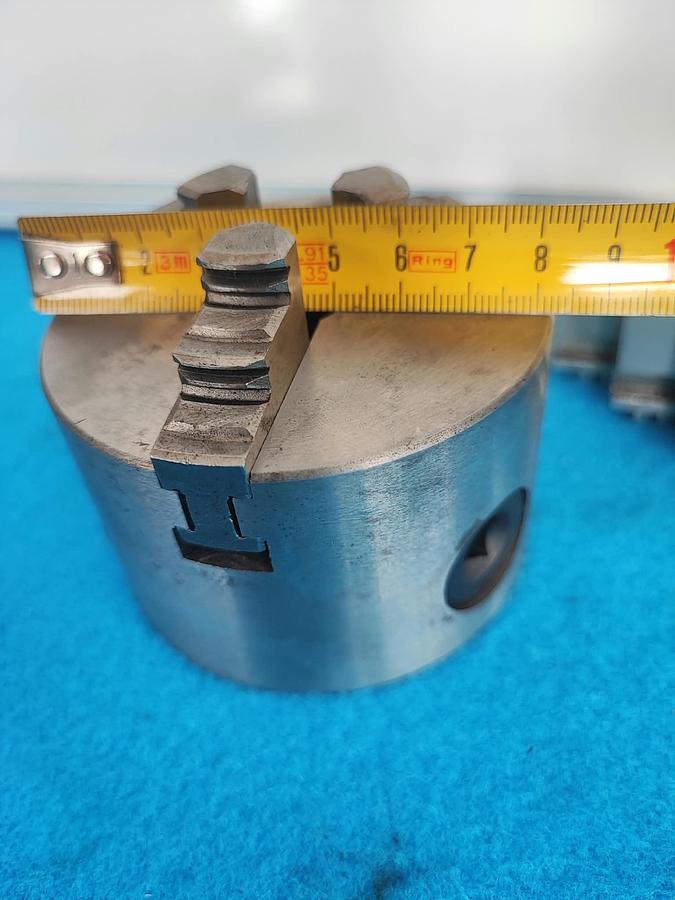 Usato TOS 80 mandrino singola guida, 3+3 griffe