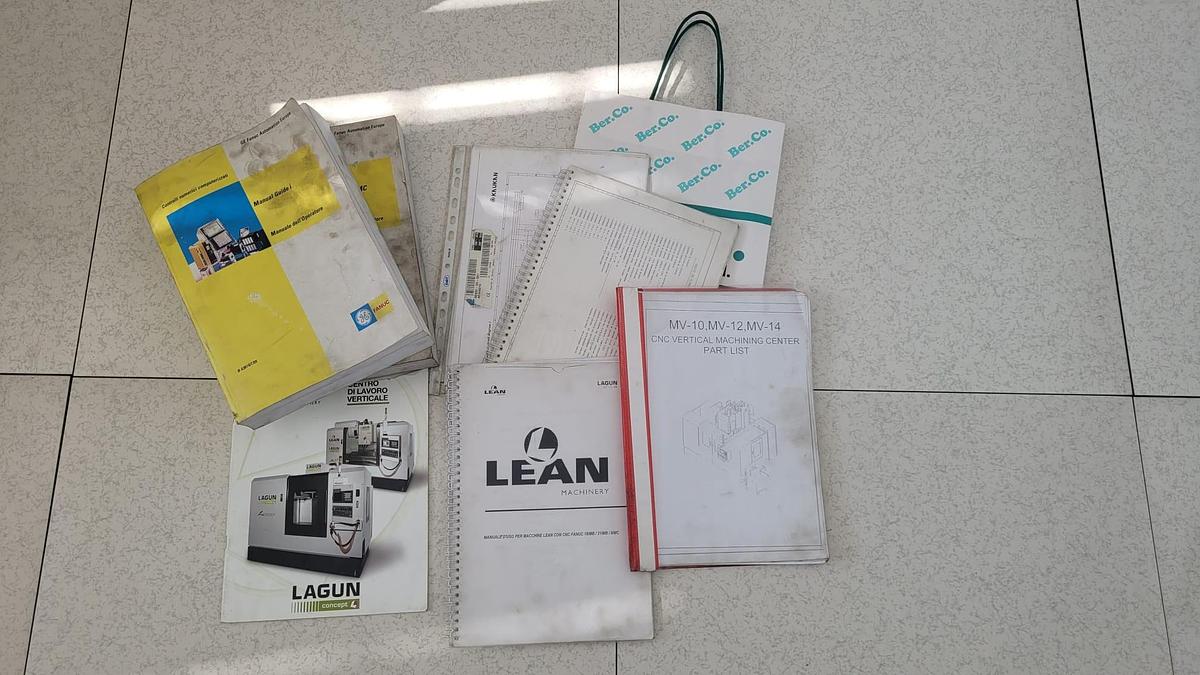 Usato Centro di lavoro verticale LAGUN LEAN MACHINERY MV 12 | 1200x600x600 | CNC Fanuc