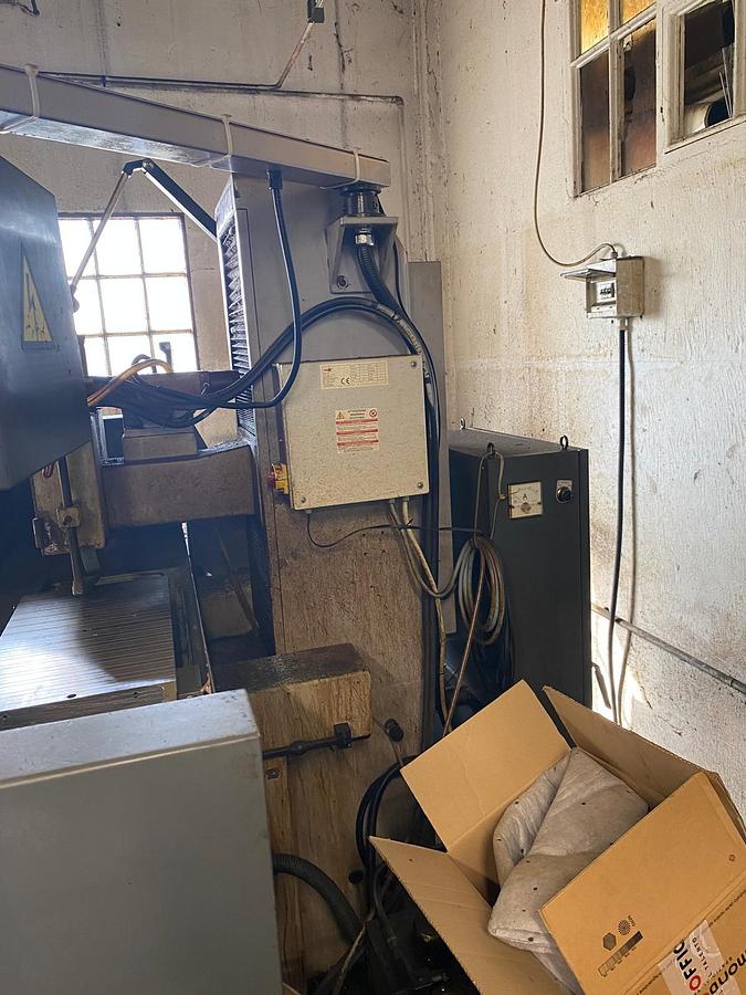 Usato Rettificatrice tangenziale automatica FREEPORT SGS-1230AHD 