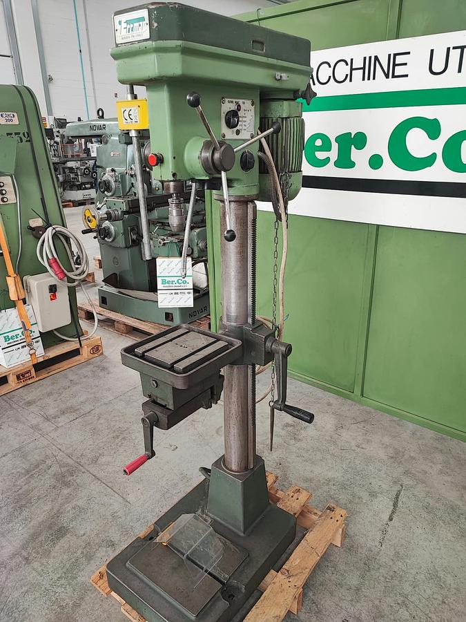 Usato Trapano a colonna SERRMAC RAG 18 PGM PU