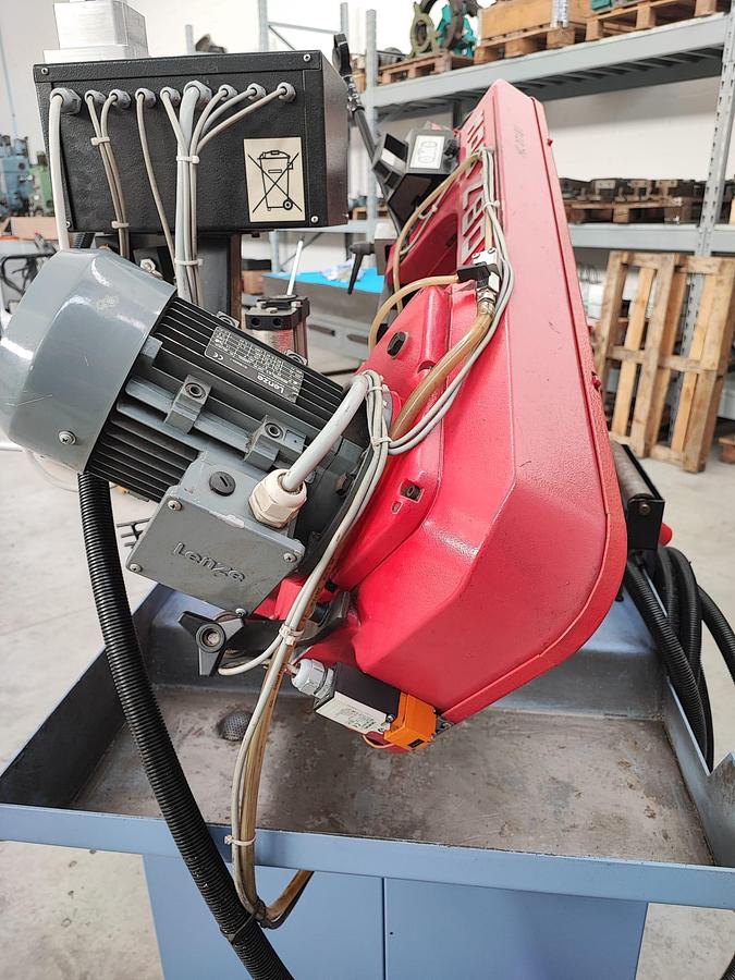 Usato Segatrice a nastro manuale BIANCO 280 M