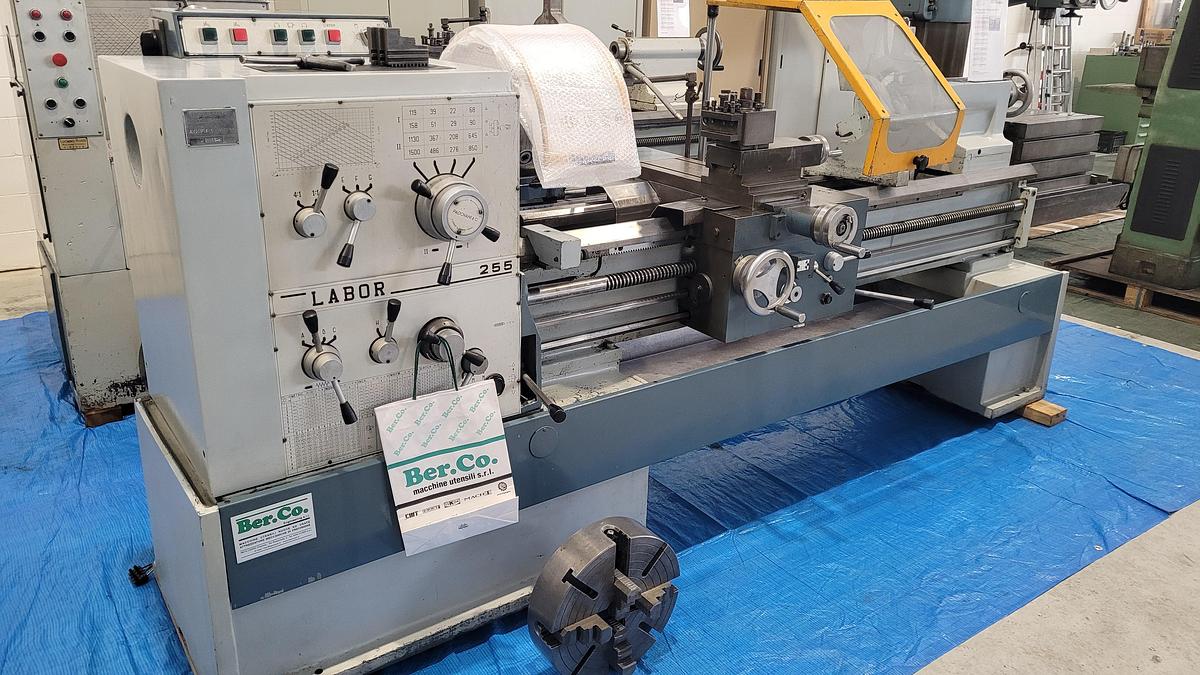 Usato Tornio parallelo PADOVANI LABOR 255x1500x78