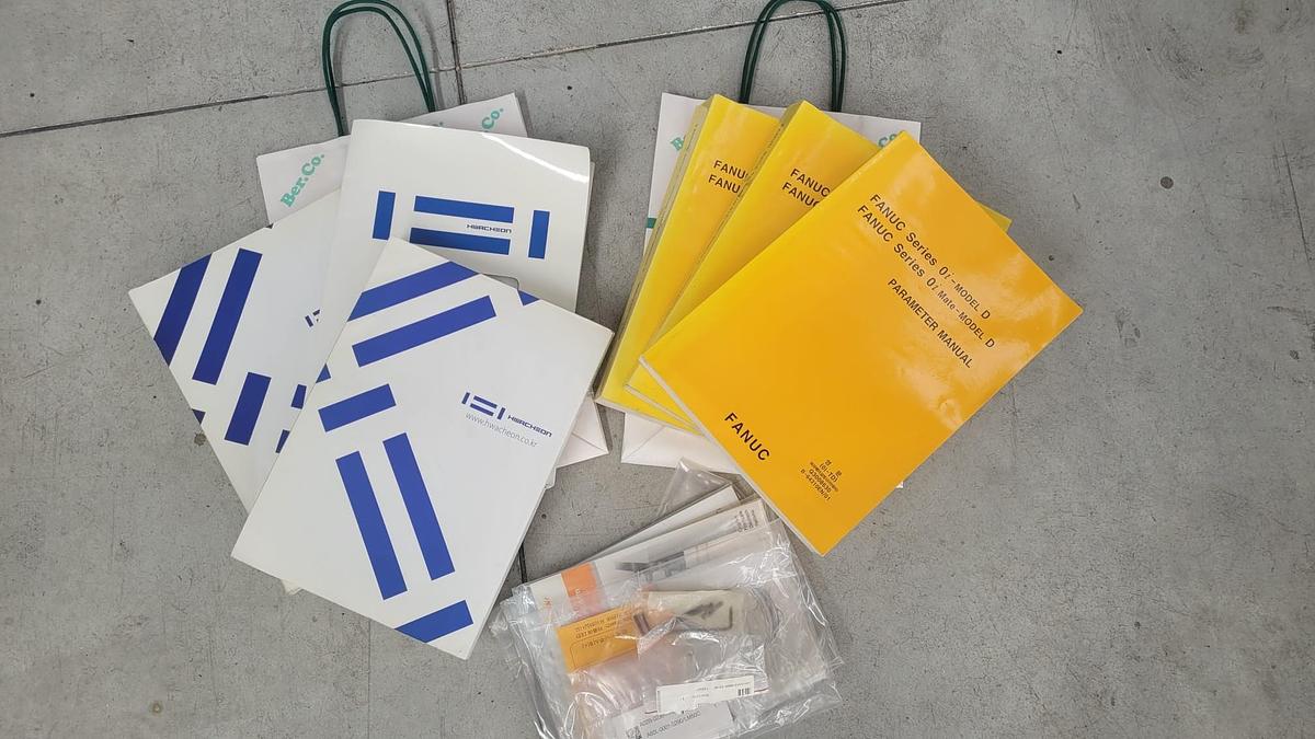 Usato Tornio CNC motorizzato HWACHEON HI-TECH 200BL MC | CNC Fanuc