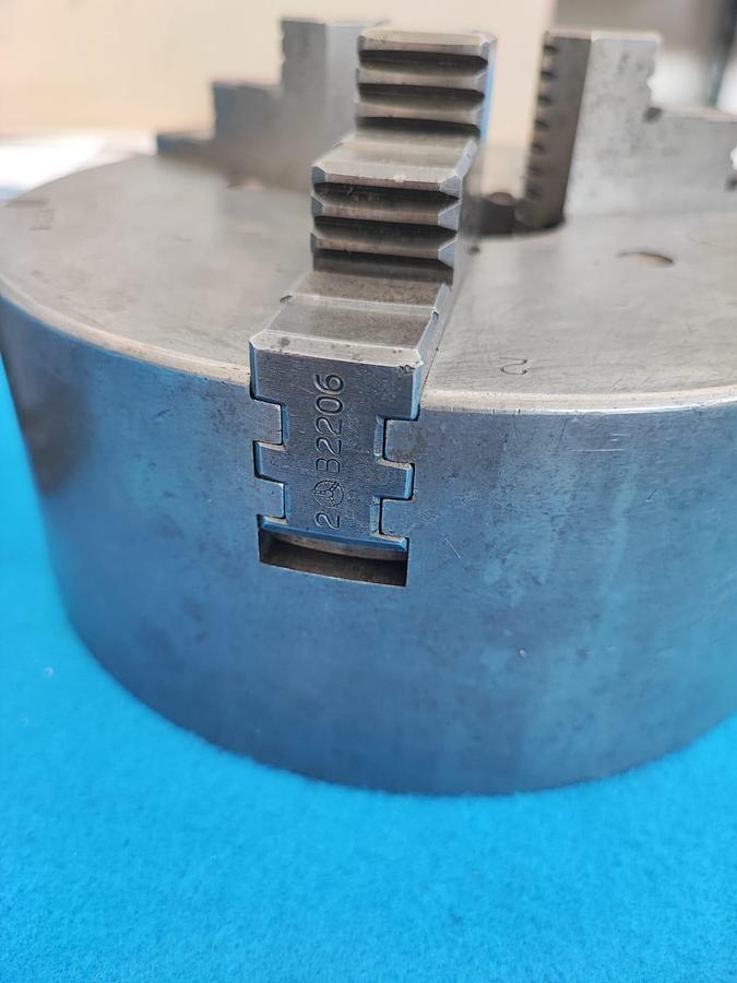 Usato MARIO PINTO mandrino da 200, 3+3+3 griffe, doppia guida