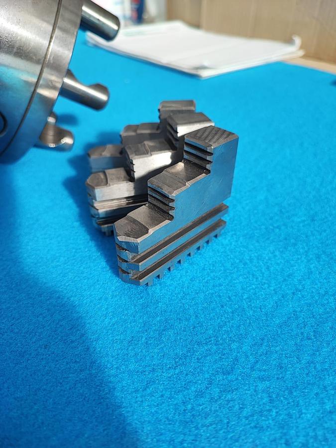 Usato OMAP TRIBLOC 160 mandrino doppia guida, 3+3 griffe con flangia C.L. 5"