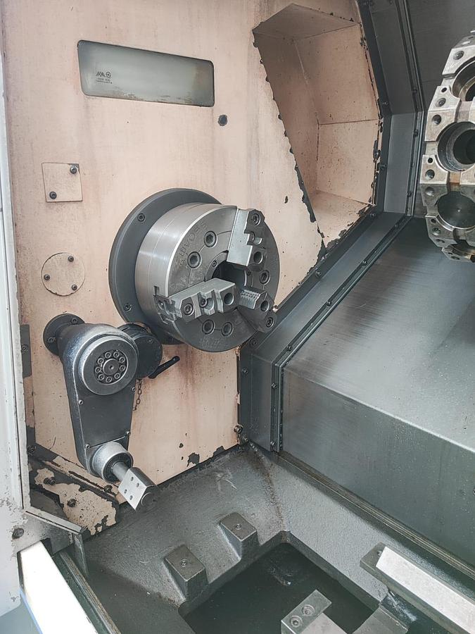 Usato Tornio CNC motorizzato HWACHEON HI-TECH 200BL MC | CNC Fanuc