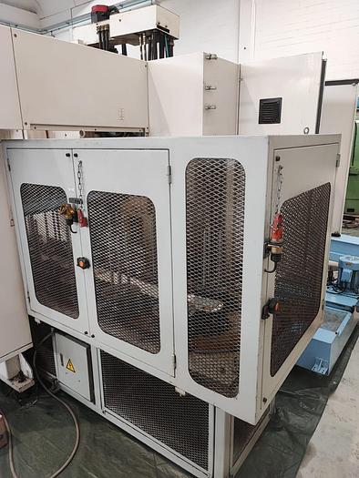 Usato Tornio CNC verticale rovesciato motorizzato KIA SKT21 VM con caricatore