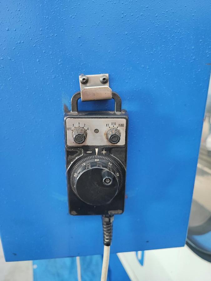 Usato Centro di lavoro verticale DART VMC 800 | 800x500x450 | CNC Fanuc