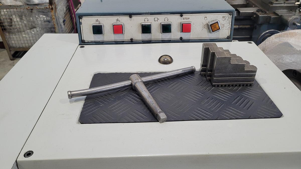 Usato Tornio parallelo PADOVANI LABOR 255x1500x78