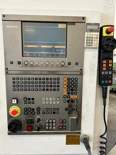 Usato Centro di lavoro verticale BRIDGEPORT VMC 810/P