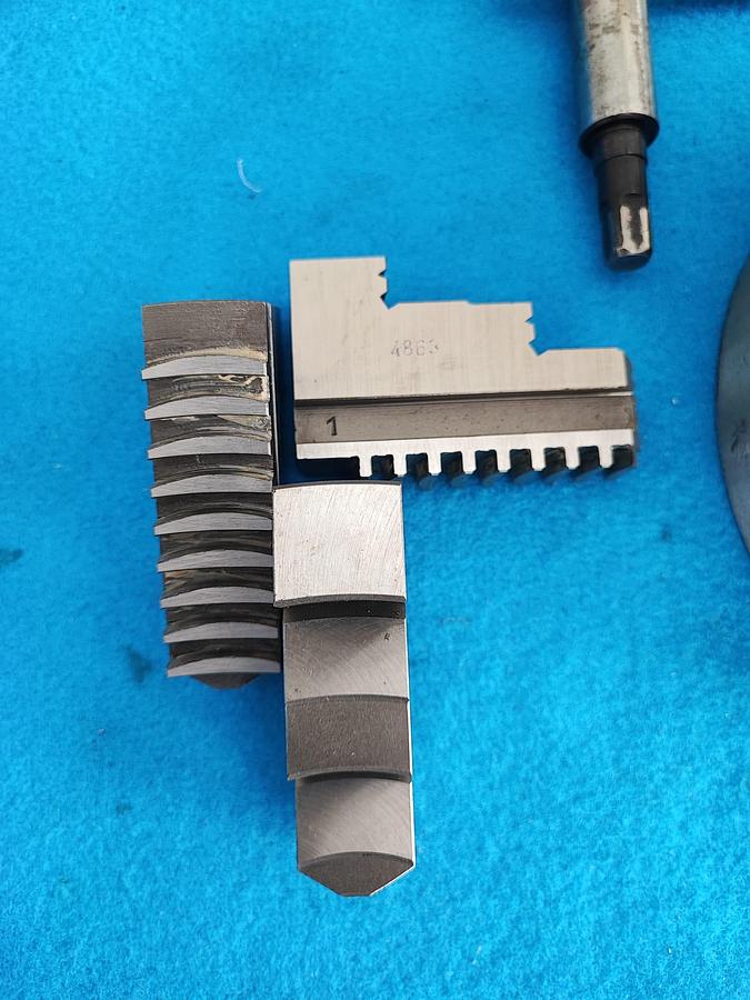 Usato FIAL 200 mandrino doppia guida, 3+3 griffe