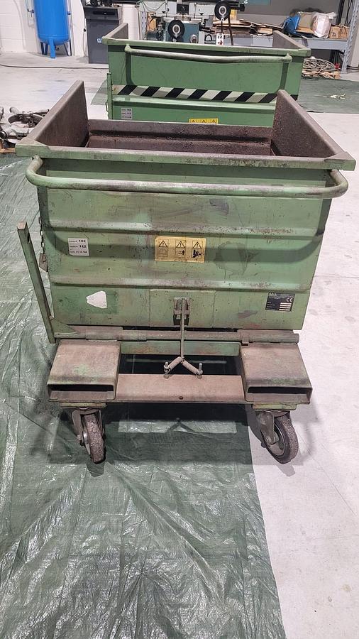 Usato Cassoni ribaltabili SALL SL-066-R per raccolta trucioli - rottami 500 / 750 Lt