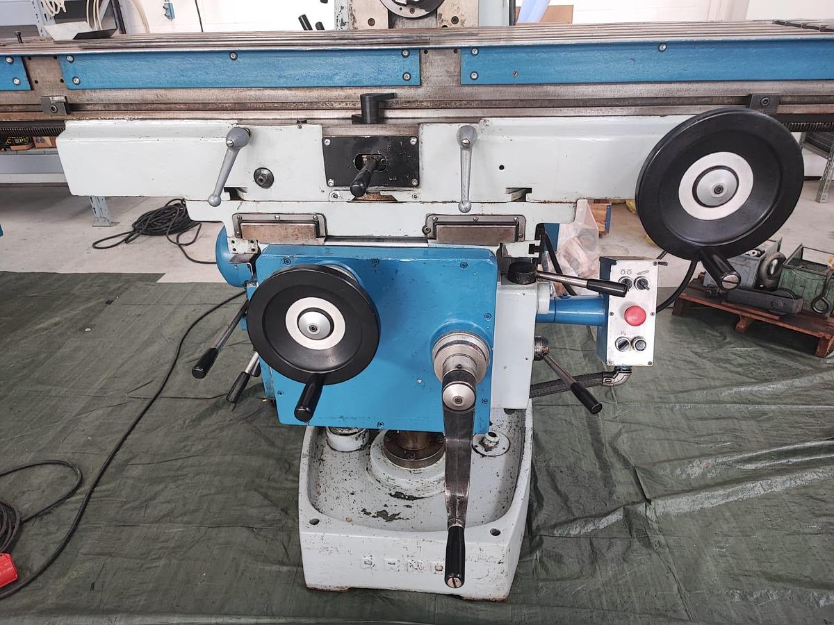 Usato Fresatrice universale ARNO NOMO F30 | Testa birotativa