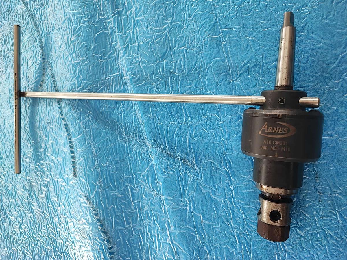 Usato ARNES A10-CM201 apparecchiatura per maschiare, CM 2 capacità M3-M10