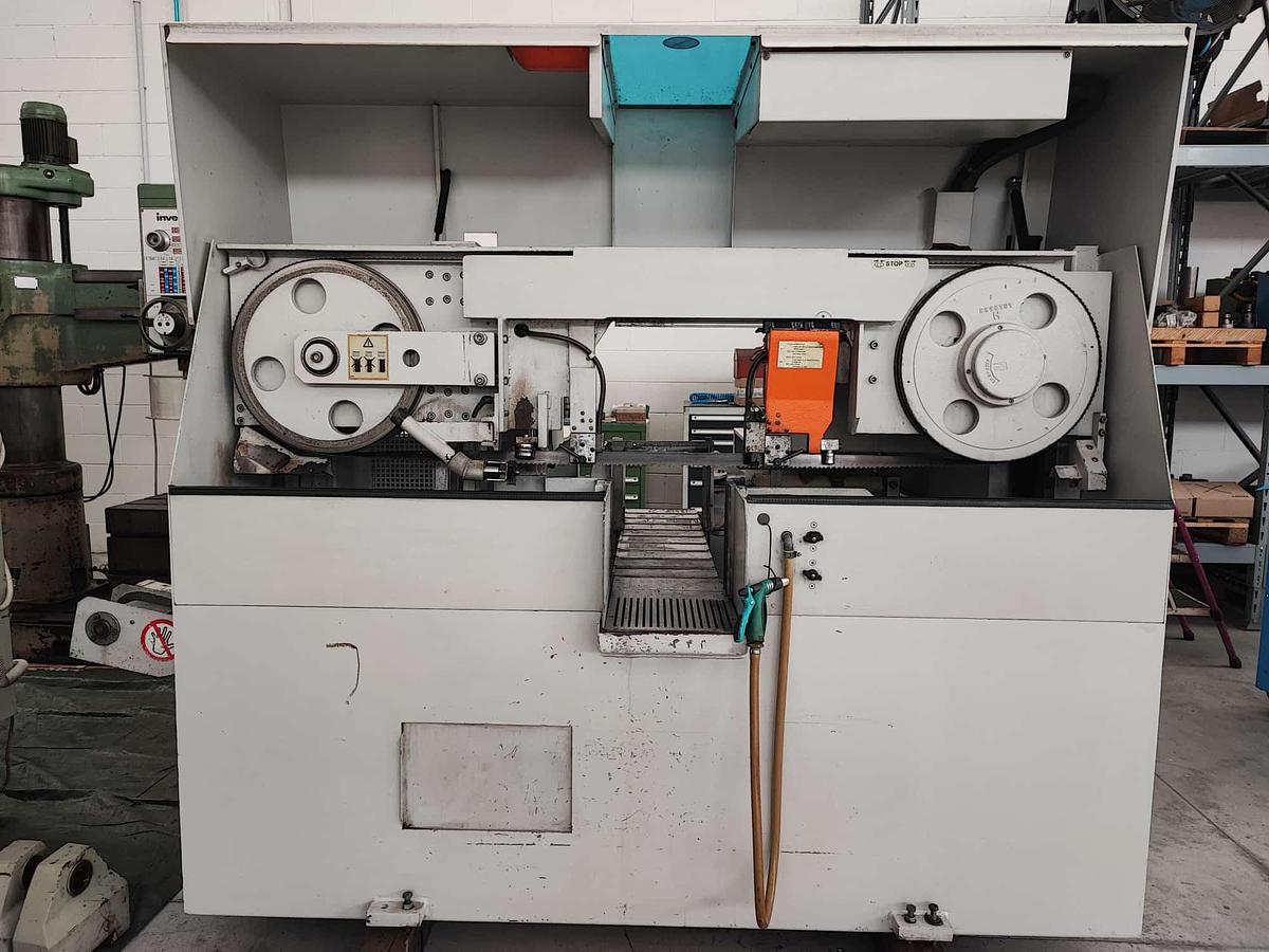 Usato Segatrice a nastro KASTO TWIN A2 completa di accessori