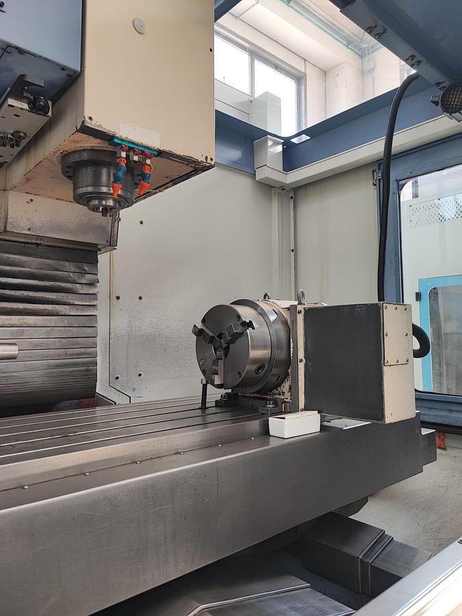Usato Centro di lavoro verticale FAMUP MC100 EVOLUTION + 4° ASSE | 1000x500x600 | CNC Fanuc