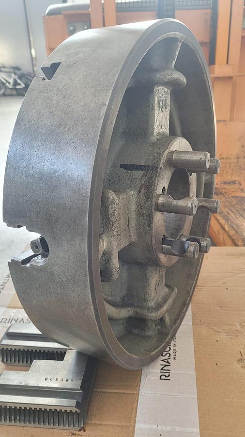 Usato Piattaforma 450mm, C.L. 6", a 4 griffe indipendenti per tornio