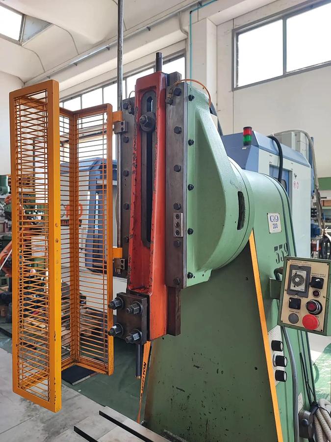Usato Stozzatrice automatica verticale CAMS 200 SAC