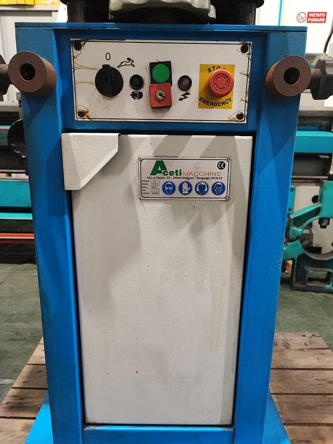 Usato Sbavatrice ACETI ART.37
