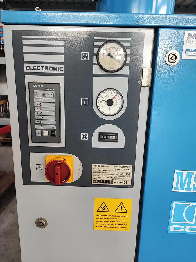 Usato Compressore rotativo a vite silenziato MARK MSA 7,5/8 + Ecowater FINI + serbatoio 500 Lt