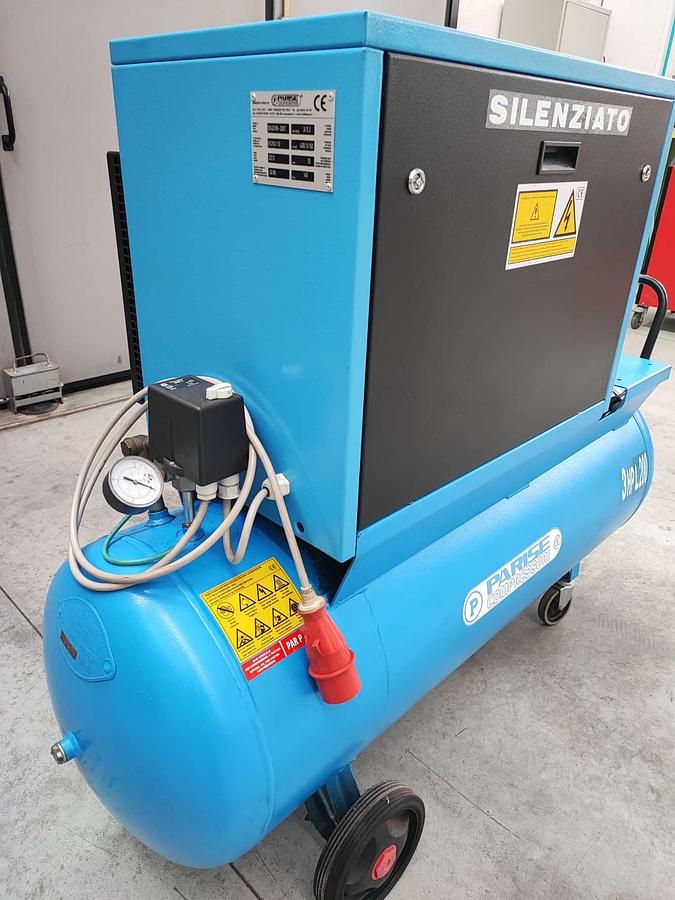 Usato Compressore a pistoni silenziato su serbatoio PARISE S0 43/85-200M