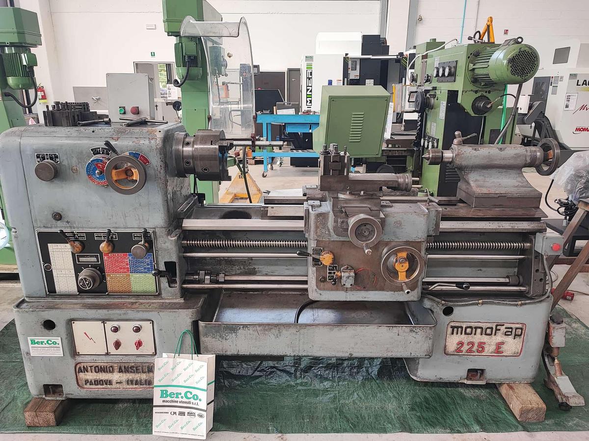 Usato Tornio parallelo ANSELMI MONOFAP 225Ex1000x55