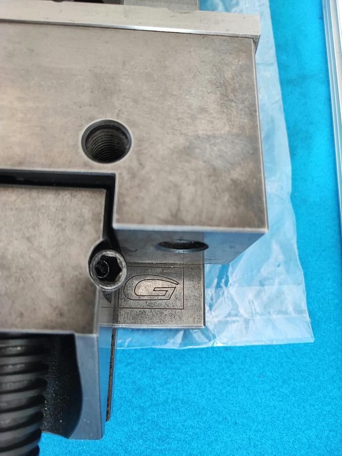 Usato GERARDI morsa modulare 250x150 mm per fresatrici e centri di lavoro cnc