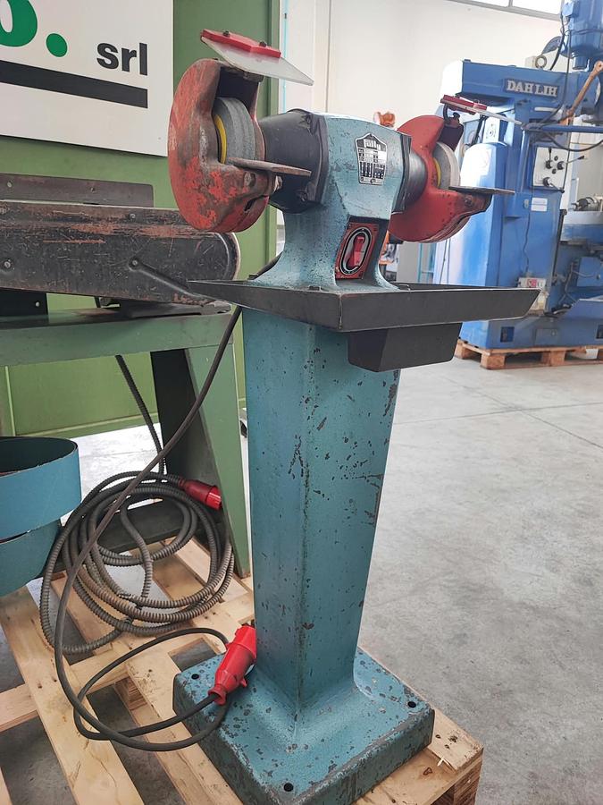 Usato Smerigliatrice doppia mola FULLY C.1 con piedistallo