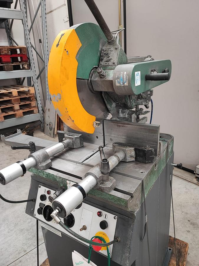 Usato Troncatrice a disco manuale MACC TA 400 S