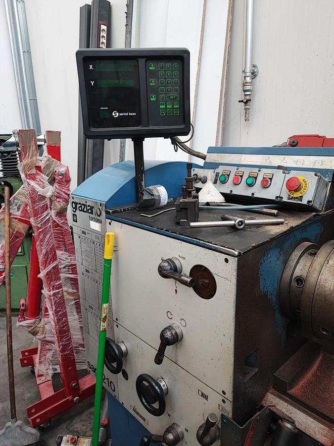 Usato Tornio parallelo GRAZIANO SAG 210N | 210x1500x57| Visualizzato