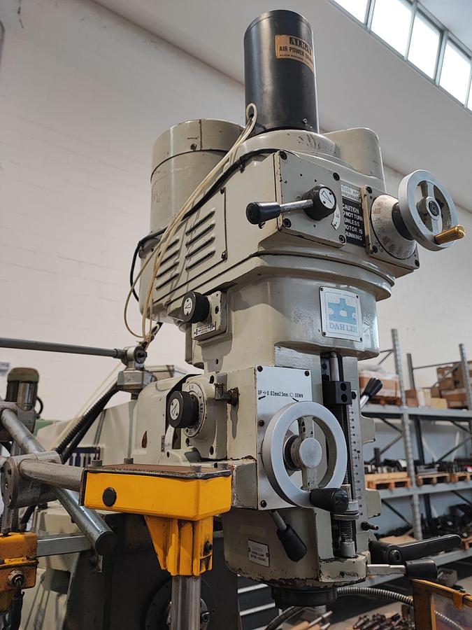 Usato Fresatrice a testa veloce DAHLIH DL-GH950 | 950x350x470 | Visualizzata