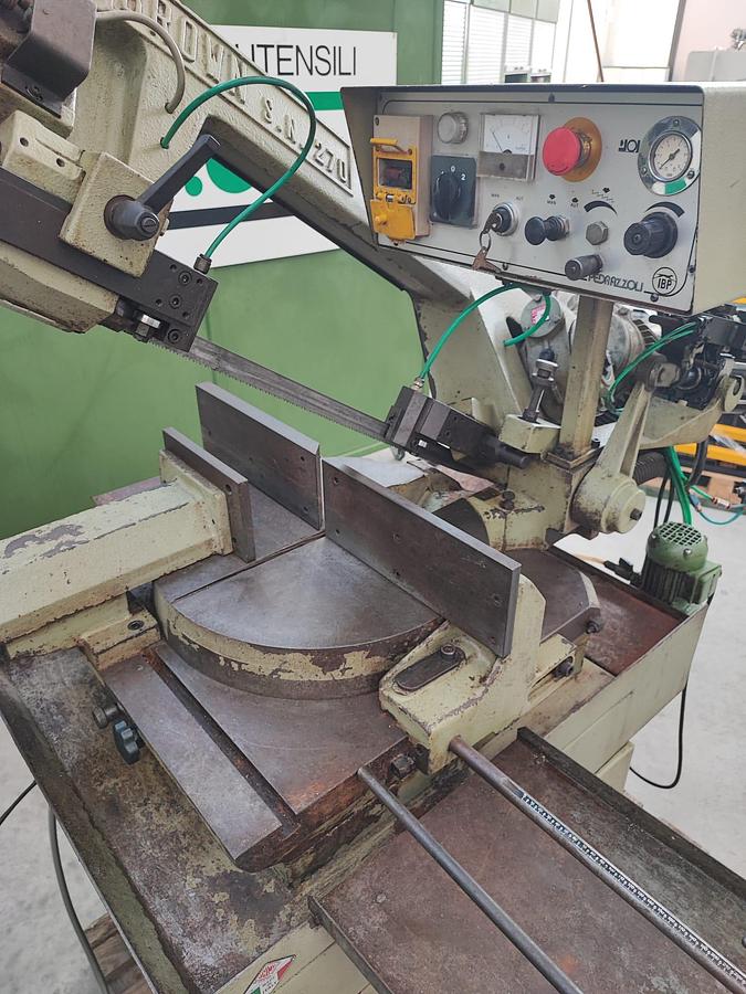 Usato Segatrice a nastro semi automatica PEDRAZZOLI BROWN SN 270 SA
