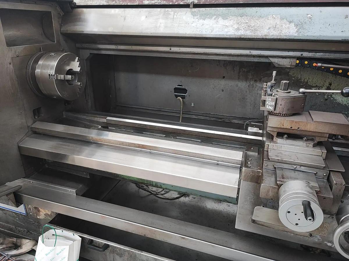 Usato Tornio autoapprendimento COMEV PICO CM 300x2000x110