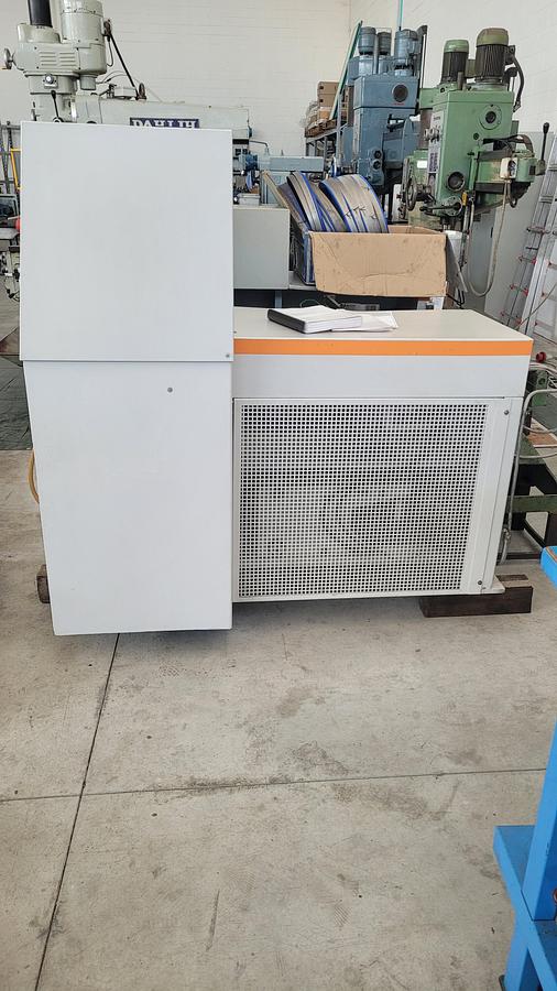 Usato Segatrice a nastro KASTO TWIN A2 completa di accessori