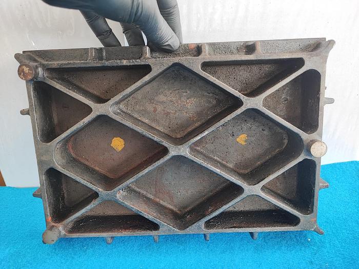 Usato Piano di riscontro 300x200 mm in ghisa per tracciatura e controllo dei pezzi