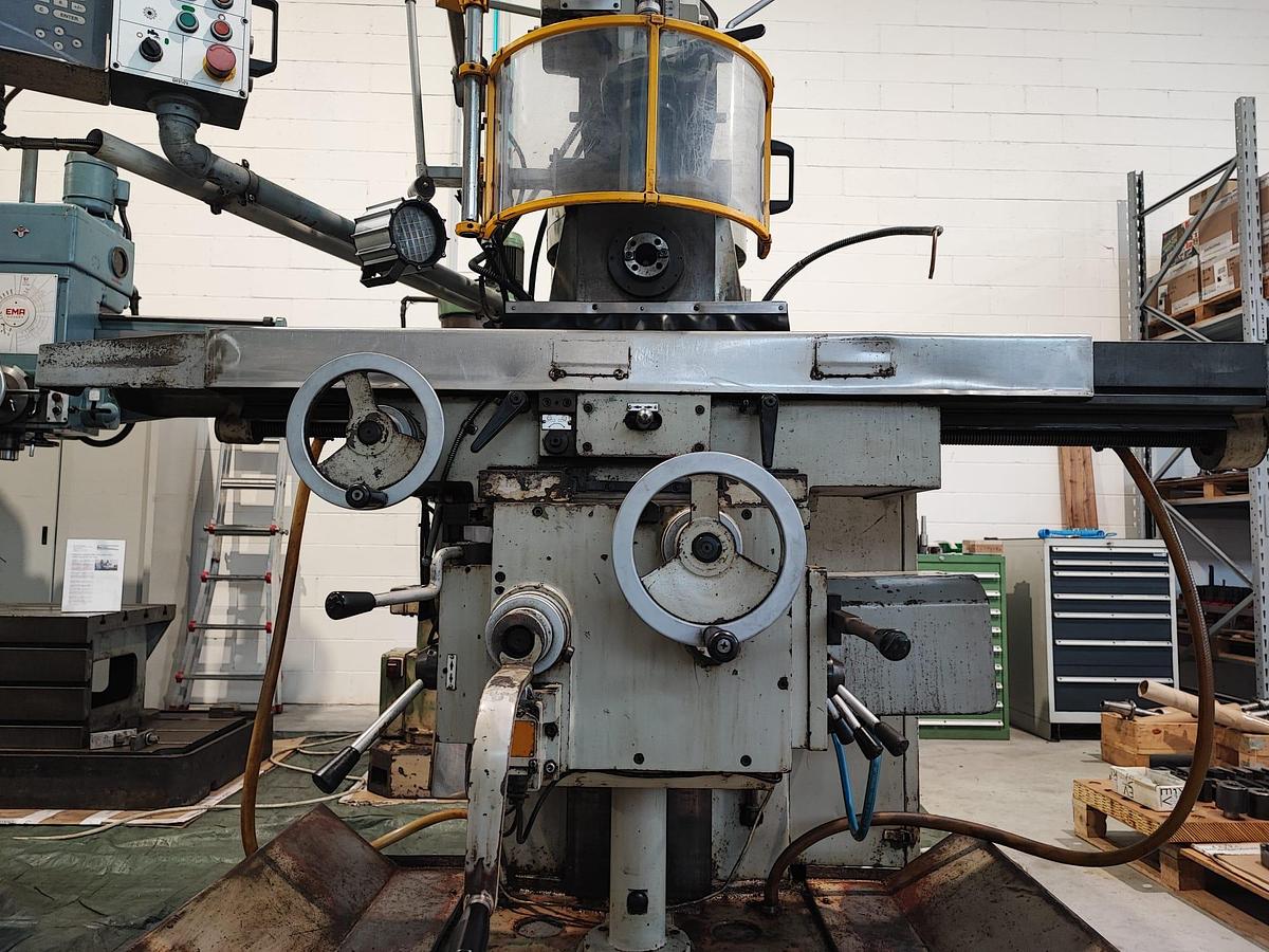 Usato Fresatrice a testa veloce DAHLIH DL-GH950 | 950x350x470 | Visualizzata