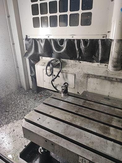 Usato Centro di lavoro verticale a cambio pallet LK MACHINERY MT-800P