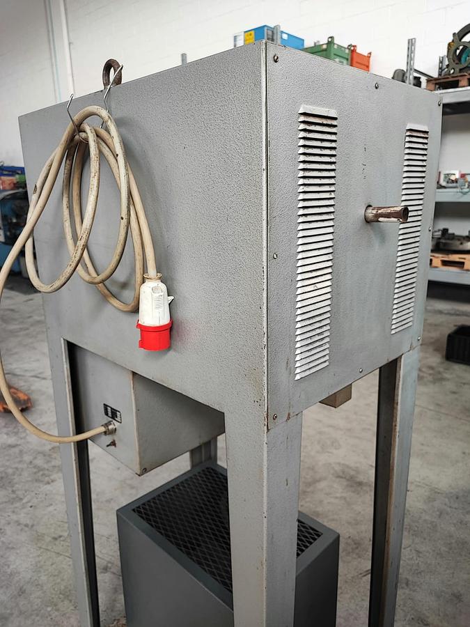 Usato Forno da trattamento termico elettrico a muffola PREVITALI MILANO FE 20/H