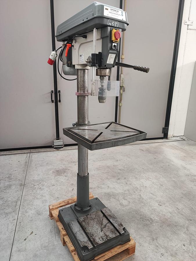 Usato Trapano a colonna OPTIMUM B33 PRO 400V con trasmissione a cinghia - tavola inclinabile