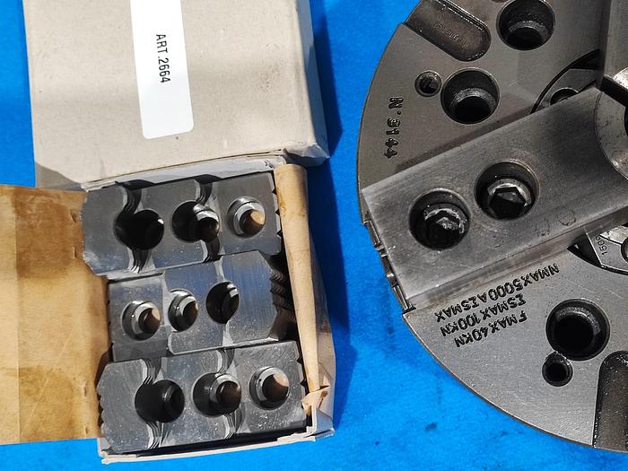 Usato AUTOBLOK 210 BH mandrino con flangia ASA 6" per tornio completo di morsetti