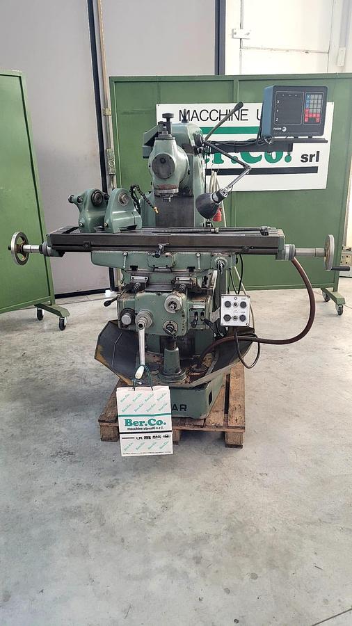 Usato Fresatrice universale NOVAR 1A | 900x300x400 | Visualizzata