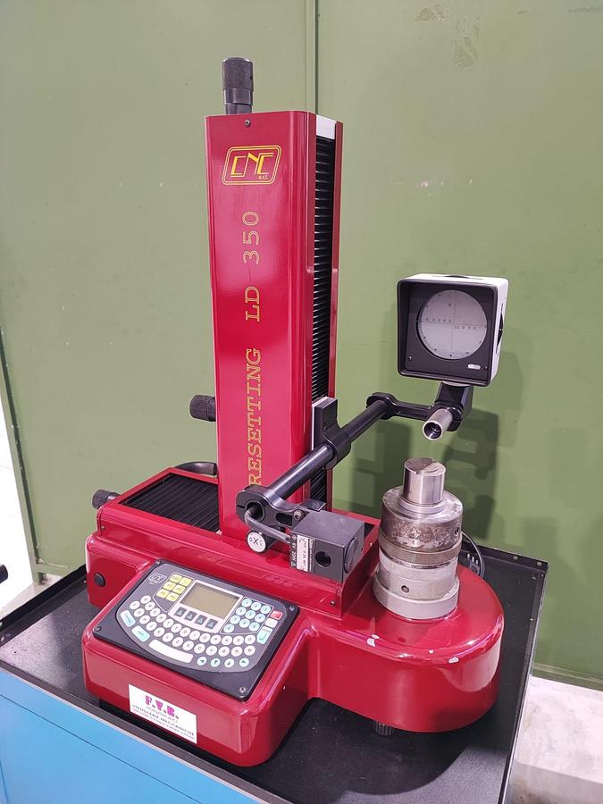 Usato CNC SRL LD.350 Proiettore di profili elettronico da banco