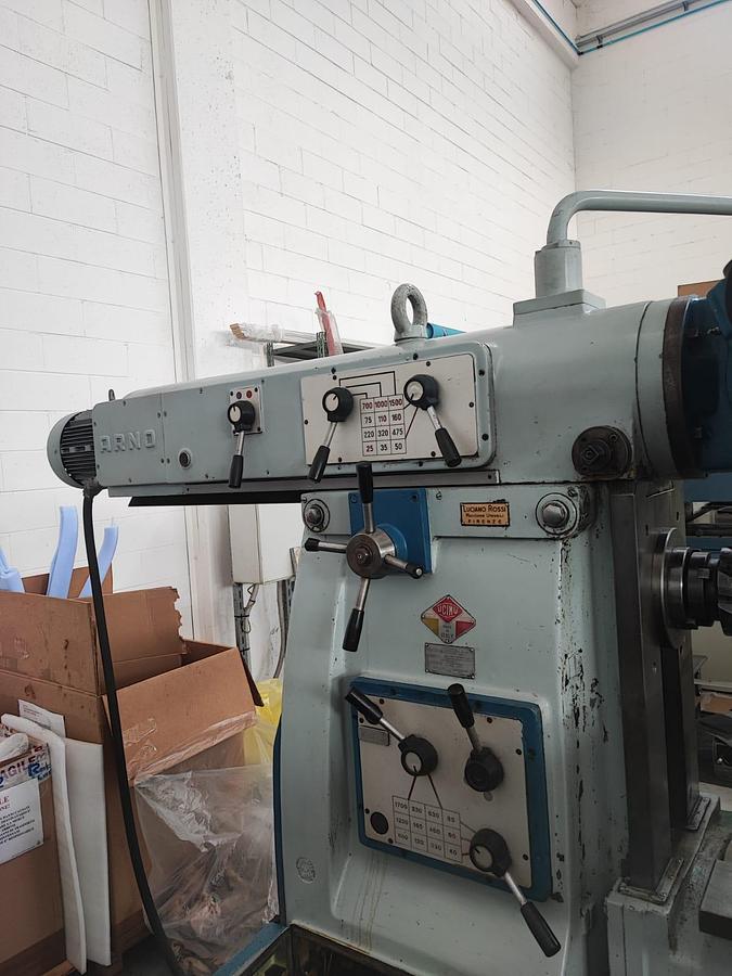 Usato Fresatrice universale ARNO NOMO F30 | Testa birotativa