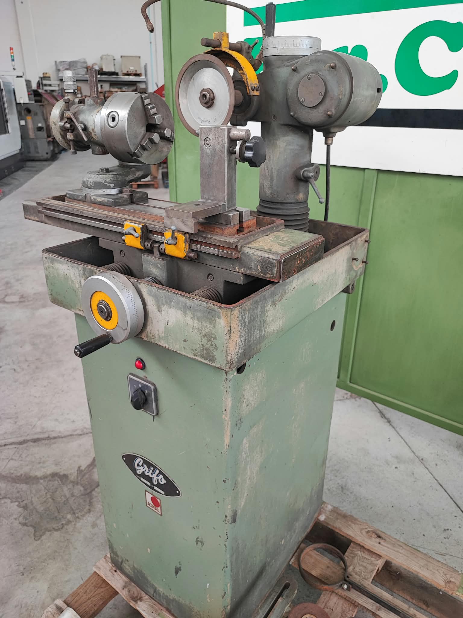 Usato Affilatrice universale GRIFO U 10 N
