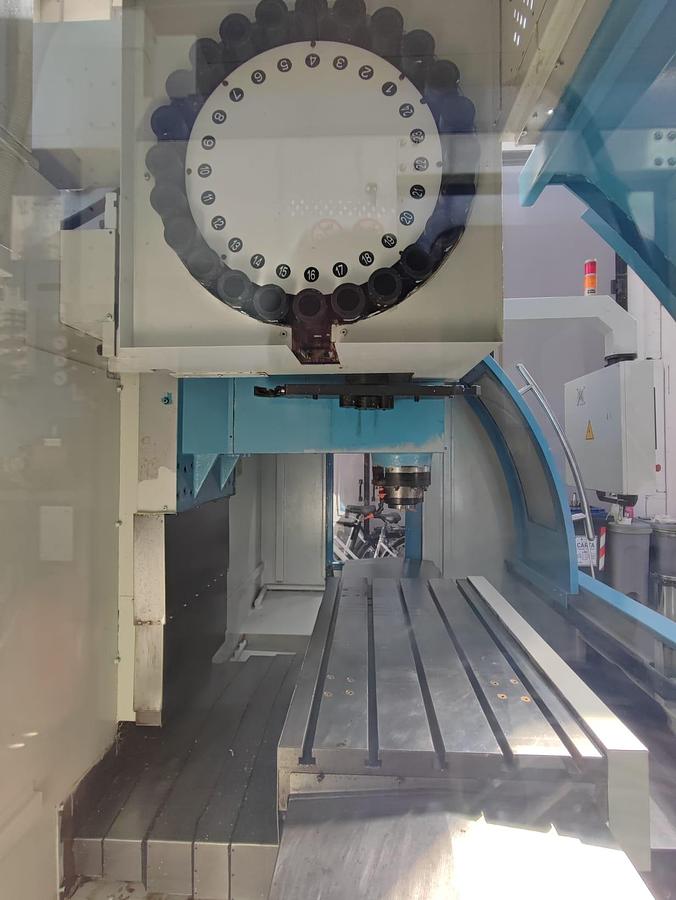 Usato Centro di lavoro verticale EUMA SPINNER EV 1020A | 1020x610x610 | CNC Siemens