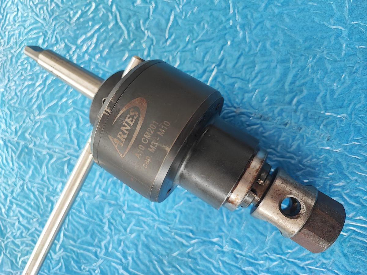 Usato ARNES A10-CM201 apparecchiatura per maschiare, CM 2 capacità M3-M10