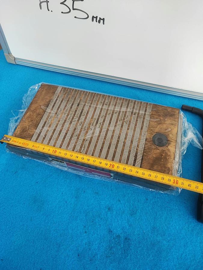 Usato LTF 150x300xH35 (NUOVO) piano magnetico permanente per rettifica e lapidello