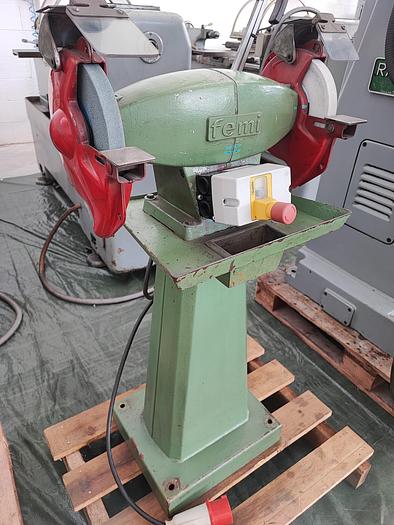 Usato Smerigliatrice a doppia mola FEMI art.242/M + piedistallo