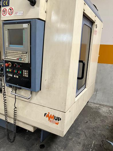 Usato Centro di lavoro verticale FAMUP MCL 120