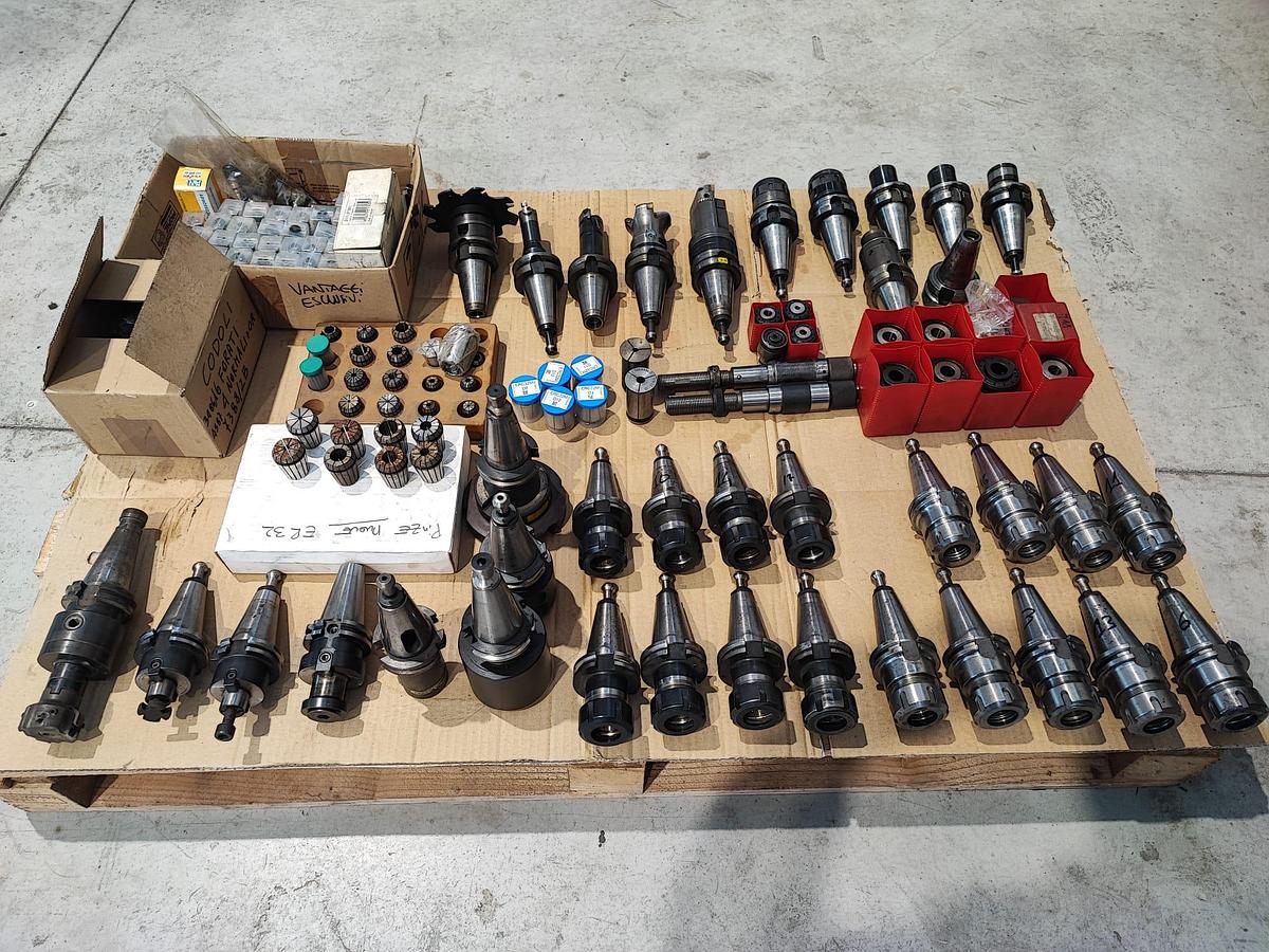 Usato Coni attacco BT40 / DIN 69871 usati per fresatrici 